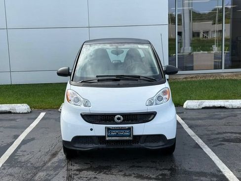 Used 2013 smart fortwo passion RWD image 3