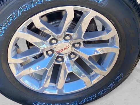 Used 2019 GMC Sierra 1500 SLT w/ SLT Premium Package image 31