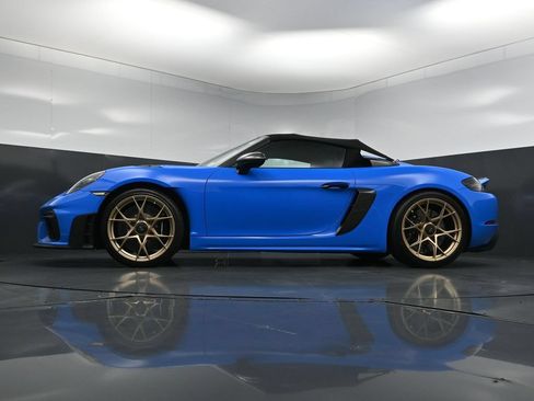 Certified 2025 Porsche 718 Boxster Spyder RS RWD image 21