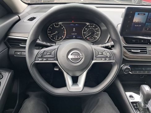 New 2025 Nissan Altima 2.5 SV w/ SV Special Edition Package image 14