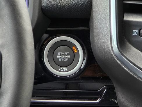 New 2026 RAM 1500 Laramie AWD/4WD image 32