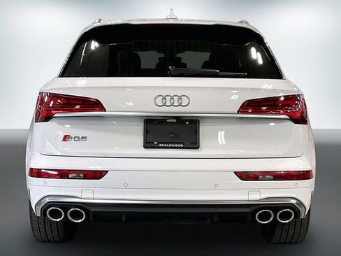 Certified 2024 Audi SQ5 Premium Plus w/ Premium Plus Package AWD/4WD image 4