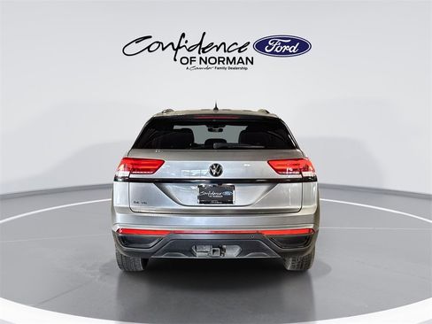 Used 2020 Volkswagen Atlas Cross Sport SE image 7