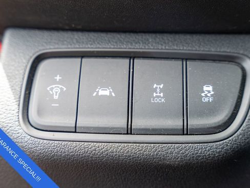 Used 2020 Hyundai Santa Fe SE image 20