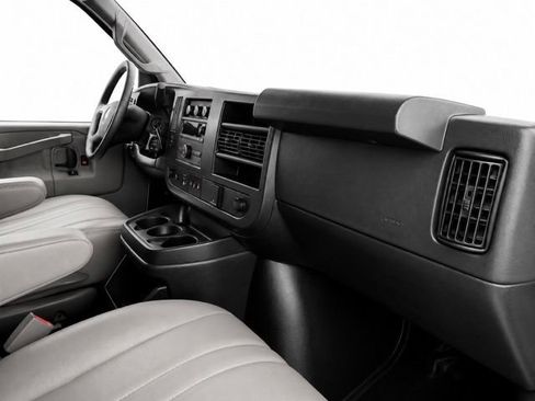 Used 2025 GMC Savana 3500 Extended RWD image 23