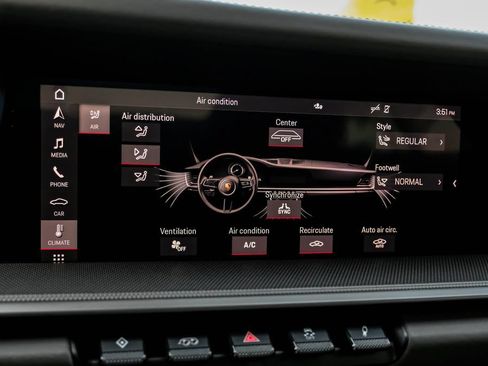 Used 2021 Porsche 911 Cabriolet image 23