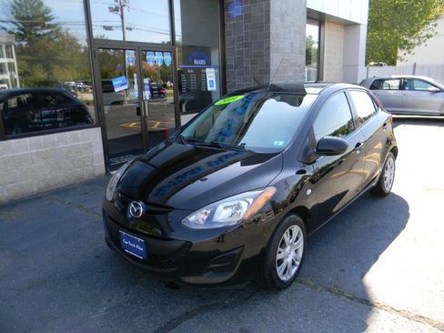Used 2011 MAZDA MAZDA2 Sport image 4