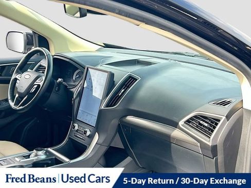 Certified 2022 Ford Edge SEL image 29