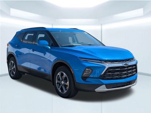 New 2025 Chevrolet Blazer LT w/ Convenience Package image 9