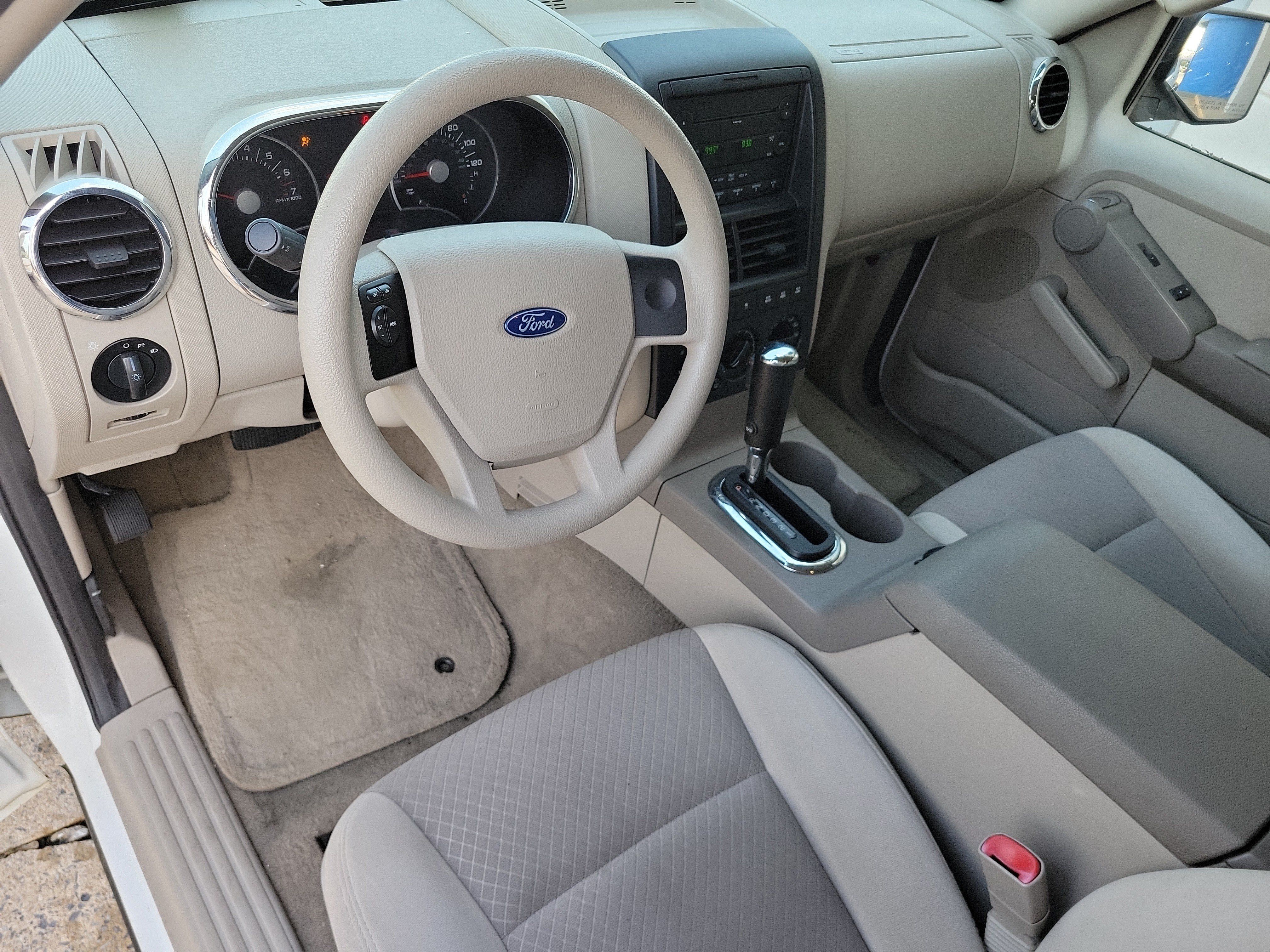Used 2006 Ford Explorer XLS AWD/4WD image 8