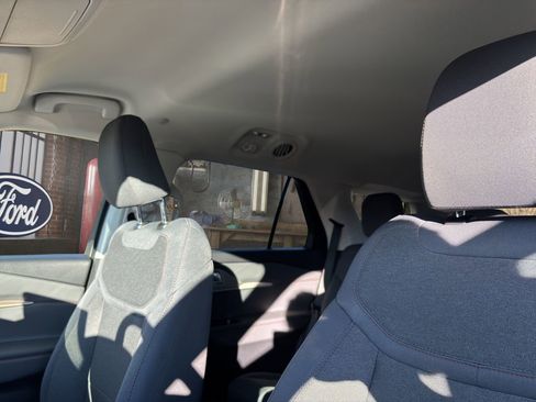 New 2026 Ford Explorer Active image 15