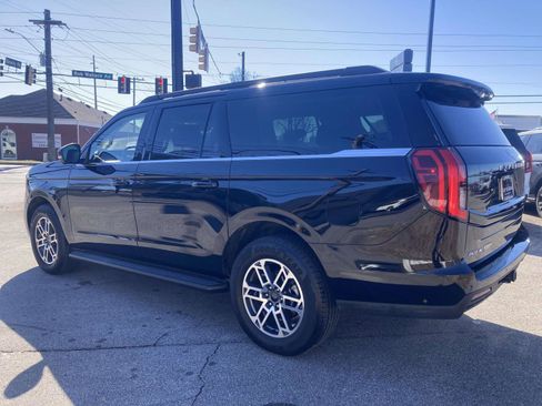 Used 2025 Ford Expedition Max Active image 7