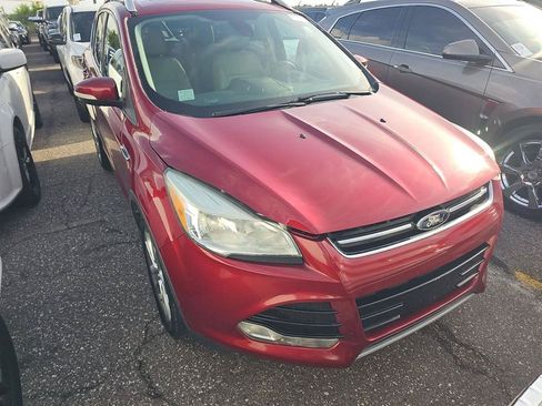 Used 2014 Ford Escape Titanium FWD image 3