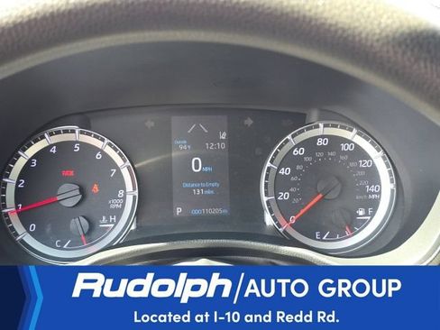 Used 2021 Toyota Highlander L FWD image 18