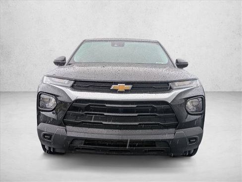 Used 2021 Chevrolet TrailBlazer LS FWD image 2