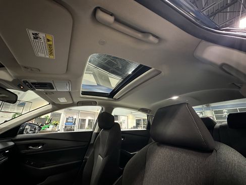 Used 2024 Honda Accord EX image 17