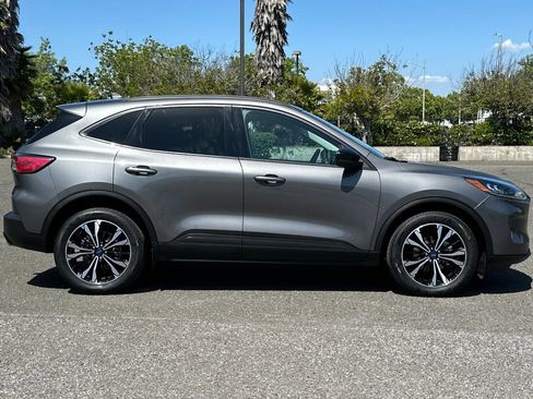 Certified 2022 Ford Escape SEL w/ SEL Stealth AWD Package image 2