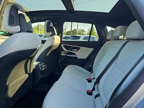 New 2026 Mercedes-Benz GLC 350e 4MATIC image 23