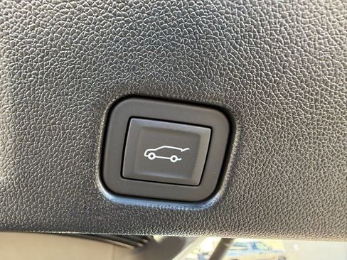 New 2026 Chevrolet Traverse LT w/ Driver Confidence Package image 19