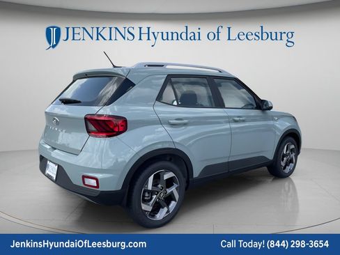 New 2026 Hyundai Venue SEL FWD image 3