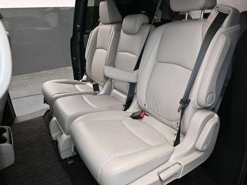 Used 2025 Honda Odyssey EX-L image 14