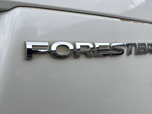 Used 2018 Subaru Forester 2.5i Touring w/ Popular Package #3B AWD/4WD image 26