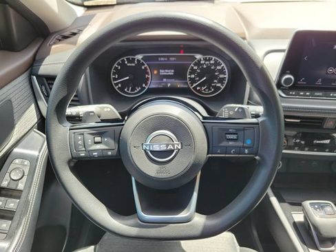 Certified 2023 Nissan Rogue SV AWD/4WD image 17