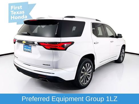 Used 2022 Chevrolet Traverse Premier image 7