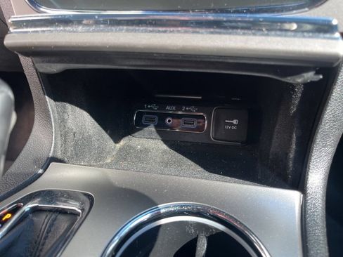 Used 2018 Jeep Grand Cherokee Limited AWD/4WD image 20