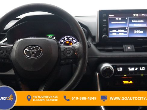 Used 2019 Toyota RAV4 XLE w/ Convenience Package AWD/4WD image 5