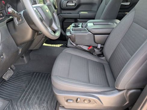 Used 2023 Chevrolet Silverado 1500 Custom image 14