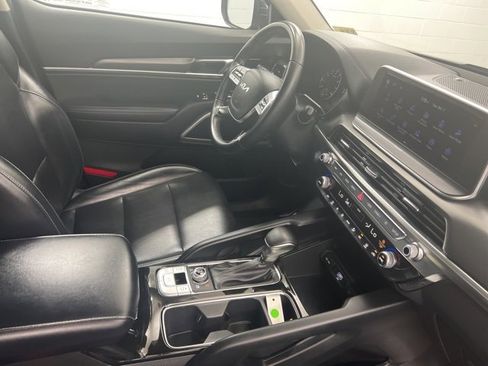 Used 2022 Kia Telluride LX image 27