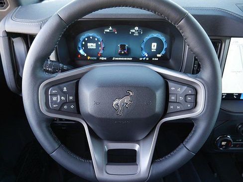 New 2025 Ford Bronco Badlands AWD/4WD image 17