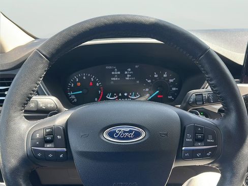 Used 2020 Ford Escape SEL image 12