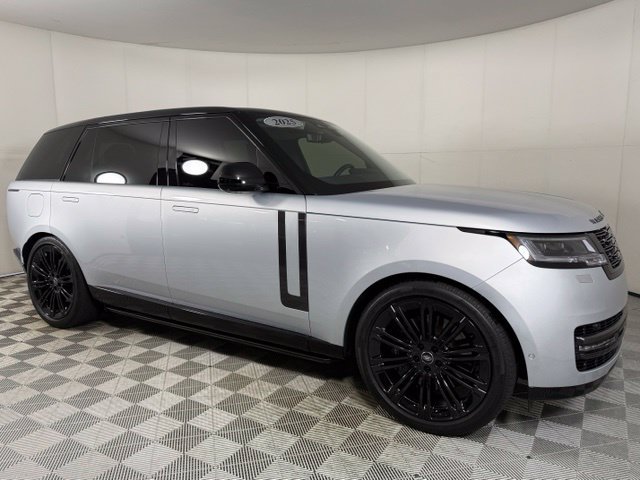 Certified 2025 Land Rover Range Rover Long Wheelbase SE AWD/4WD image 9