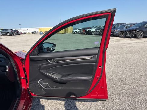 Used 2022 Honda Accord Sport image 14