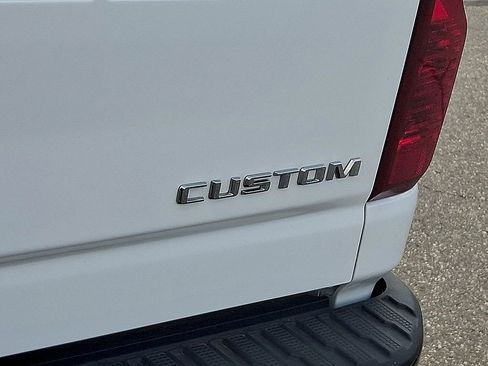 Used 2024 Chevrolet Silverado 2500 Custom w/ Custom Value Package image 31