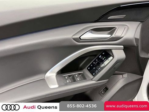 Certified 2025 Audi Q5 2.0T Premium Plus w/ Premium Plus image 15