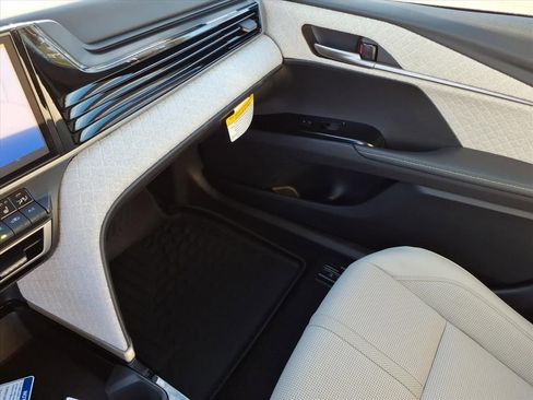 New 2026 Toyota Camry XLE image 18