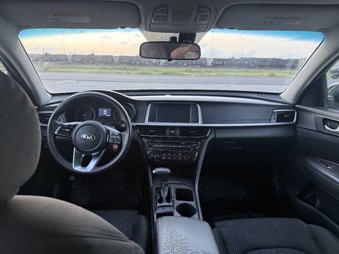 Used 2019 Kia Optima LX FWD image 9