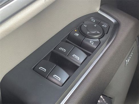 New 2026 GMC Sierra 1500 SLT w/ SLT Premium Plus Package image 24