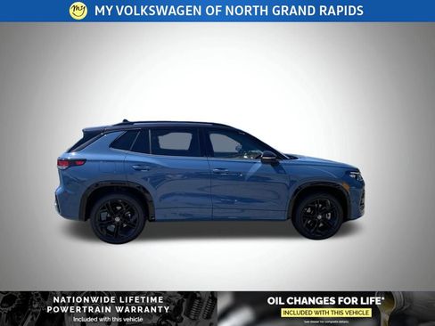 New 2026 Volkswagen Tiguan SE R-Line AWD/4WD image 23