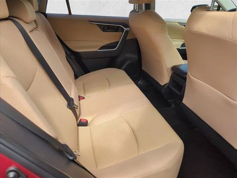 Certified 2019 Toyota RAV4 LE w/ All Weather Liner Package AWD/4WD image 23