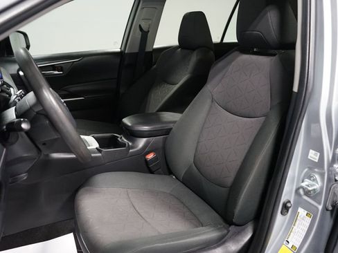 Certified 2024 Toyota RAV4 XLE image 27