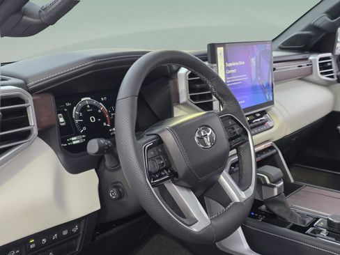 Used 2025 Toyota Sequoia Capstone image 10