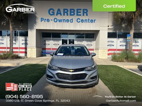 Used 2017 Chevrolet Cruze LT w/ Convenience Package FWD image 1