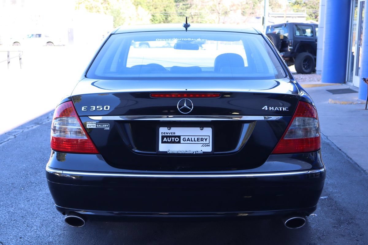 Used 2008 Mercedes-Benz E 350 4MATIC Sedan image 4