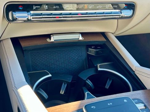 Certified 2023 Mercedes-Benz GLS 580 GLS 580 image 39