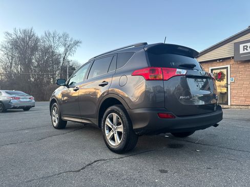 Used 2015 Toyota RAV4 XLE image 13
