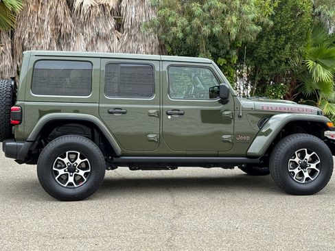 Used 2021 Jeep Wrangler Unlimited Rubicon AWD/4WD image 2